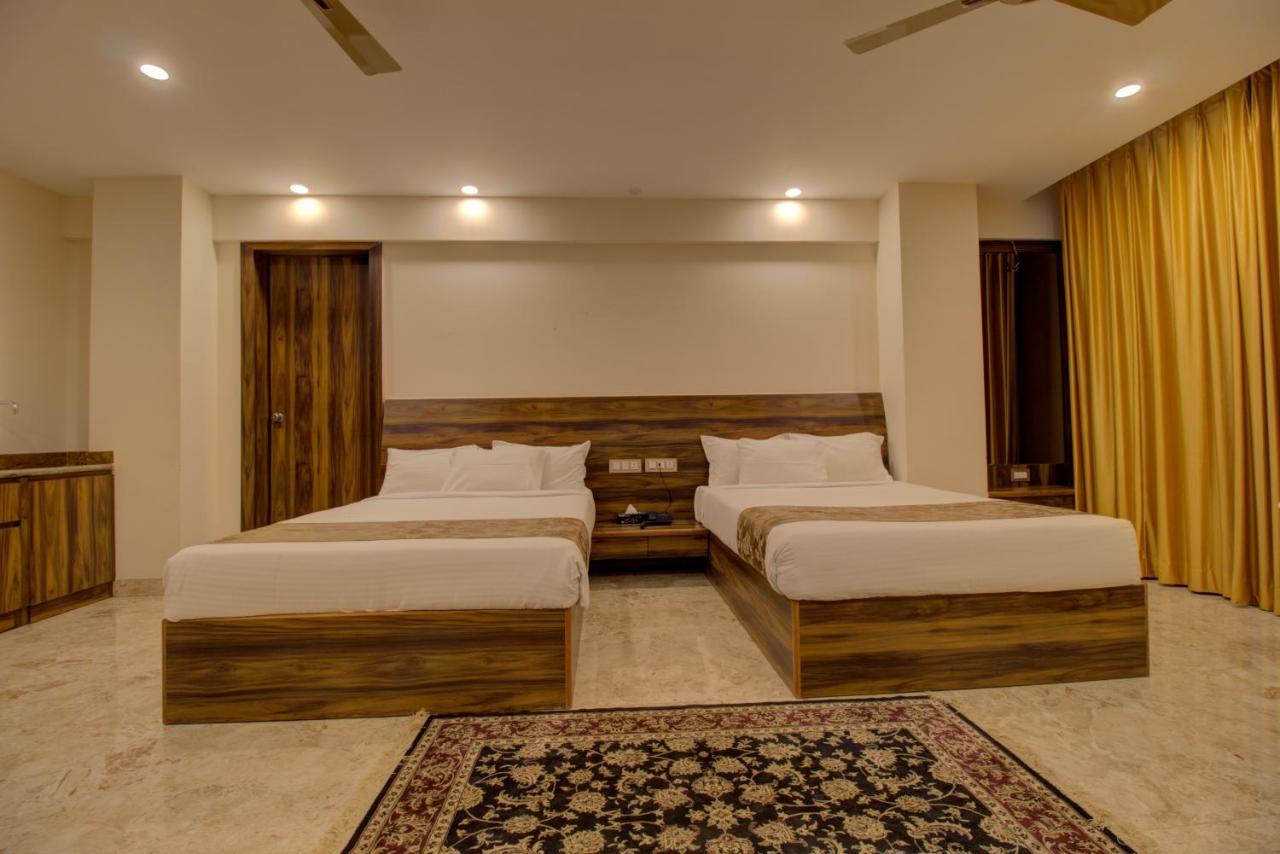 Greenstones Boutique Hotel Nashik Exterior photo